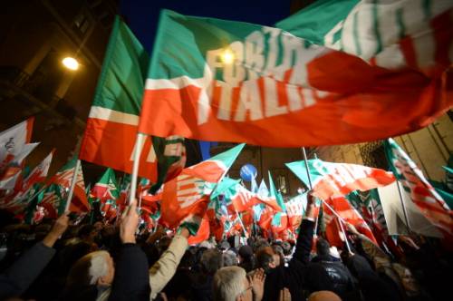 Il vento del voto cambia gli equilibri dentro Forza Italia