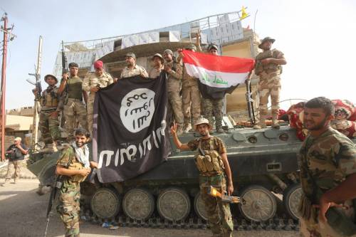 Falluja, l'esercito iracheno riconquista il palazzo del governo