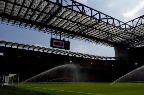 Perché la Cina fa shopping a San Siro