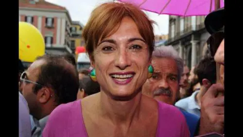 Il commento velenoso di Luxuria. "La Raggi? Sembra la prima della classe"