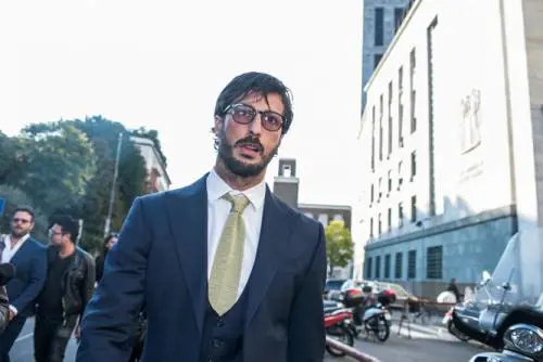 Corona umilia la Santarelli. Lei risponde su Instagram