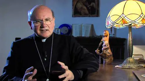 Il vescovo briga per la candidata Pd Polemica nella città di San Francesco