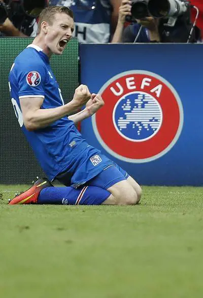 L'Islanda sogna ad occhi aperti: 2-1 all'Austria e ottavi di finale