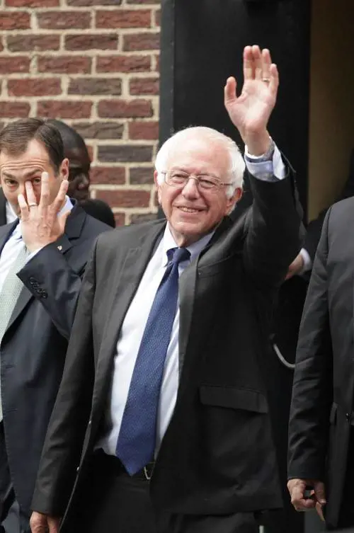 Sanders: "Voterò per Hillary. Un disastro l'elezione di Trump"