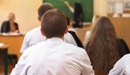 Scuola, cambiano le pagelle. Lettere al posto dei numeri