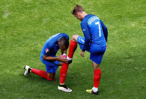 Griezmann porta la Francia ai quarti: 2-1 all'Irlanda in rimonta