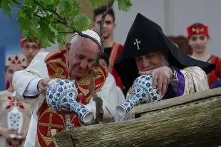 Papa Francesco sfida Erdogan sulle persecuzioni dei cristiani