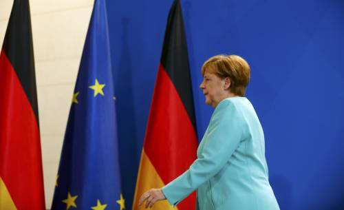 Germania, crolla la fiducia per Angela Merkel