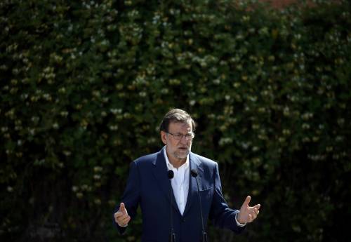 Rajoy li snobba: "Messinscena". Ma i catalani: pronti ai ricorsi