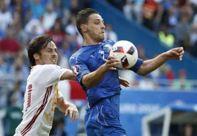 Milan, visto che De Sciglio? Juventus e Napoli in agguato