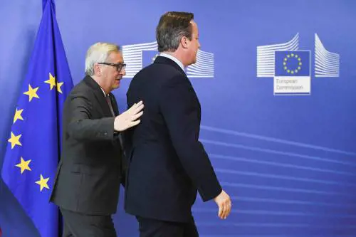 L'Ue chiede l'uscita di Londra: "Attivare subito la Brexit"