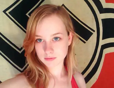 "Ammazziamo la Merkel". Ecco il concorso "Miss Hitler"