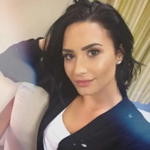 Demi Lovato choc: "Non avrei mai pensato di arrivare a 21 anni"