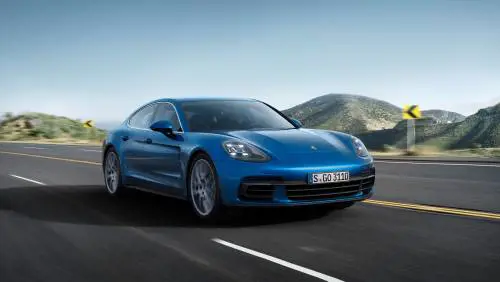 Porsche rilancia la Panamera: ecco la seconda generazione