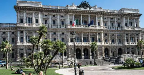 Pensioni, proroga di un anno per i giudici di Cassazione