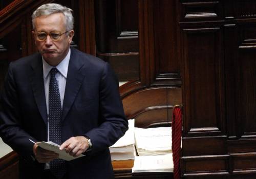 Giulio Tremonti: "Non farò il pagliaccio in Commissione banche"