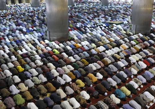 La Nigeria dà 25 milioni di dollari agli islamici che vanno alla Mecca