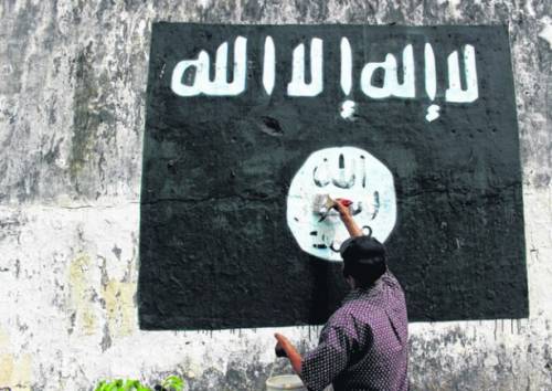 L'Isis le rapisce il figlio: "Lo rivuoi? Convertiti"