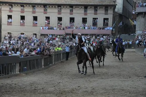 Le nuove misure di sicurezza per il Palio di Siena 2017
