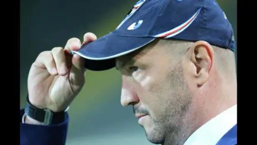 Zenga risponde per le rime a Ferrero: "Torni a fare cinema"