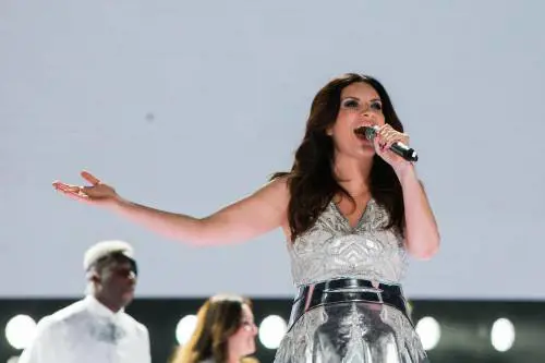 Laura Pausini stop di cinque mesi dai concerti