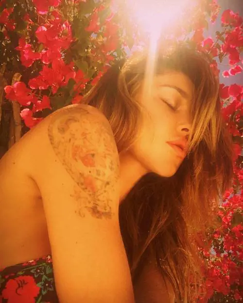 Belén in vacanza a Ibiza: le foto più belle