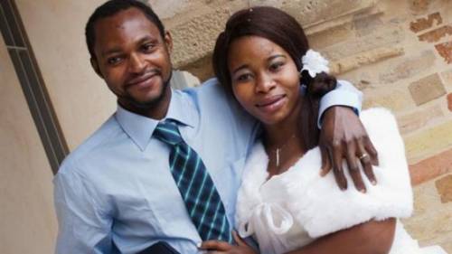 La moglie del nigeriano ucciso: "Fatemi andare in carcere, voglio guardarlo in faccia"