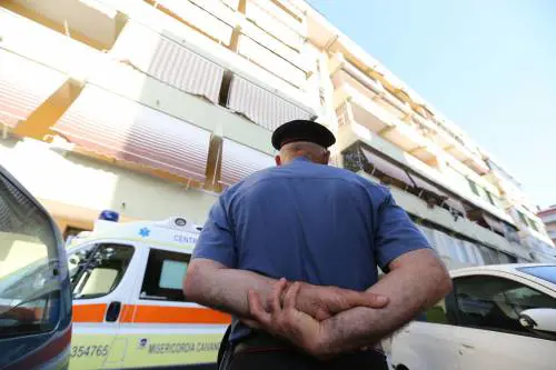 Spara "per gioco" all'amico: ​muore 20enne a Caserta