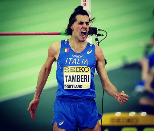 Tamberi vince l'oro nel salto in alto maschile agli Europei