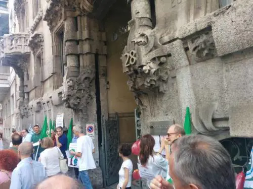 Santander, sei miliardi di utili e 33 esuberi