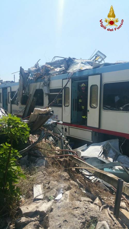 Puglia, scontro treni: "Incidente inspiegabile"