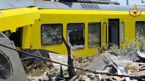 "Ho salvato mio marito scavando sotto le macerie"