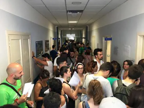 Quella bella Italia che si mette in fila per donare il sangue