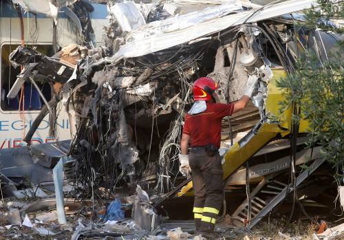 Puglia, si indaga sulle cause. "C'era un treno di troppo"