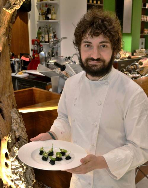 Lo chef Mario Capitaneo