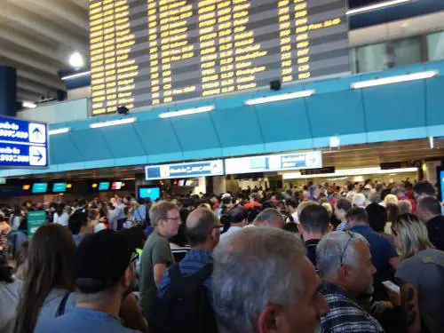 Stop voli Delta: sistema in tilt Aerei a terra anche a Fiumicino