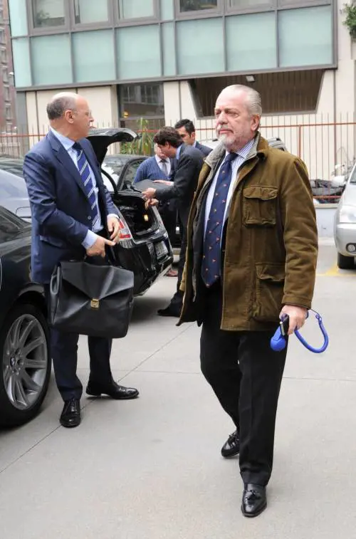 De Laurentiis: "La Juventus non pagherà la clausola per Higuain". Marotta conferma