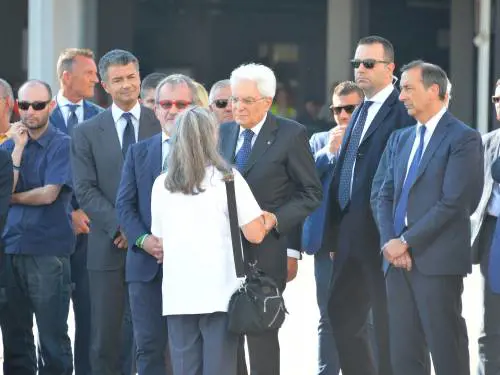 Mattarella come Pertini: ogni dieci giorni un funerale