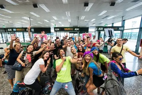 Tomorrowland, la festa della musica è iniziata a Malpensa