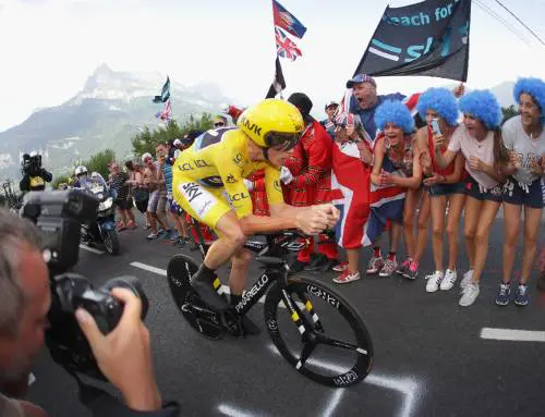 Froome è il padrone del Tour. Grande crono di Aru: è terzo