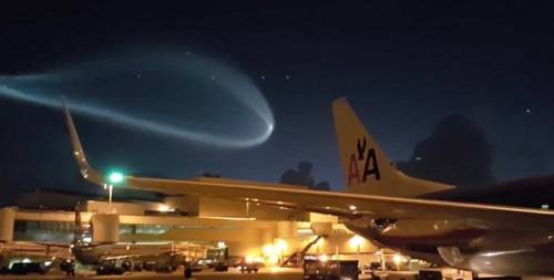Ecco cosa c'è dietro "l'ufo" nel cielo di Miami
