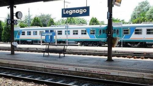 Gli immigrati i nuovi padroni della stazione di Legnago