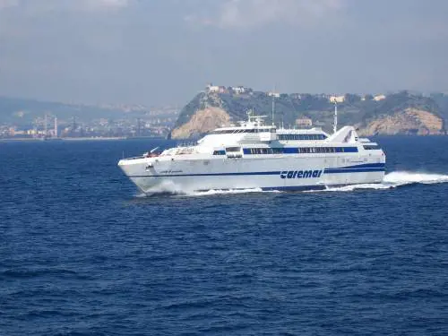 Disabile non può salire sulla nave. Il comandante: "Non voglio sta gente"