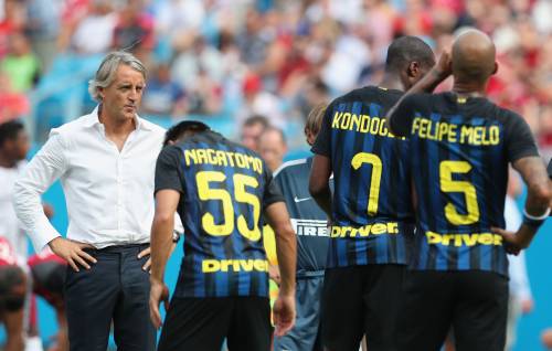 Inter, l'esonero di Mancini a un passo: de Boer sarà il suo sostituto