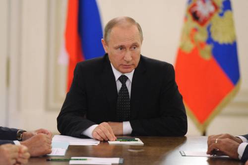 Putin rimuove il suo capo dello staff presidenziale