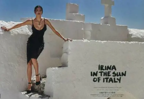 Irina Shayk sexy in Puglia