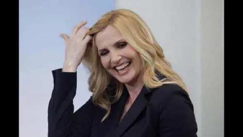 Lorella Cuccarini e il gelo con le colleghe del passato