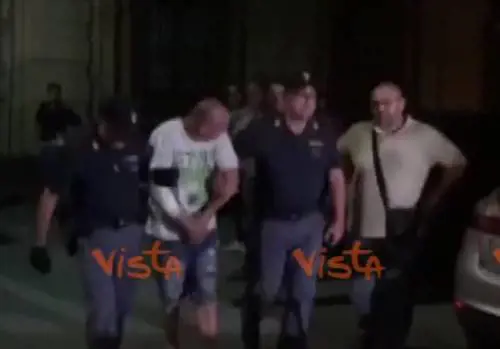 Lucca, morta la donna data alle fiamme dall'ex collega