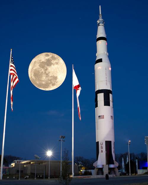 Luna, autorizzato per la prima volta il lancio di un veicolo spaziale privato