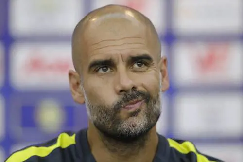 Paura per Guardiola: moglie e figlie al concerto di Ariana Grande
